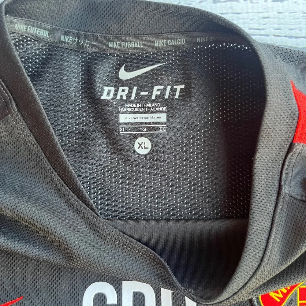Nike Manchester United Aon Dri-FIT Training Soccer Jersey Black Red XL Blokecore